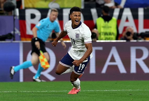Ollie Watkins celebrates his goal against the Dutch