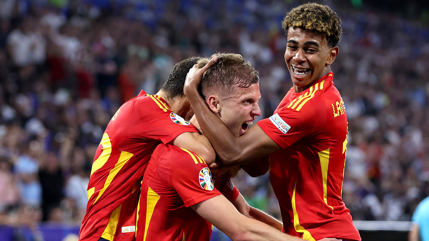 Spain celebrate their EURO 2024 semi-final win against France