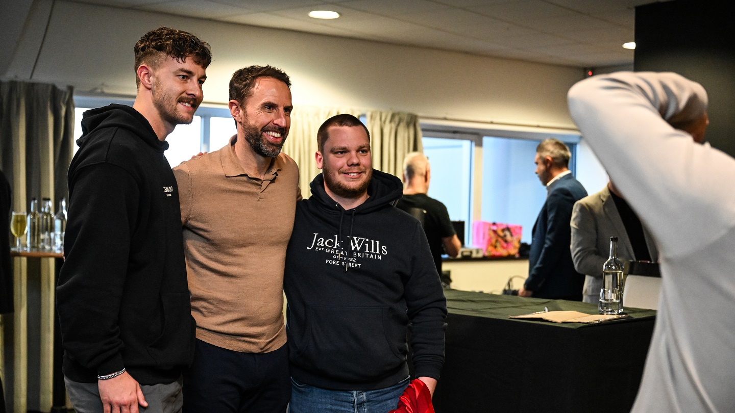 Gareth meets supporters at an ESTC Fan Forum in Newcastle
